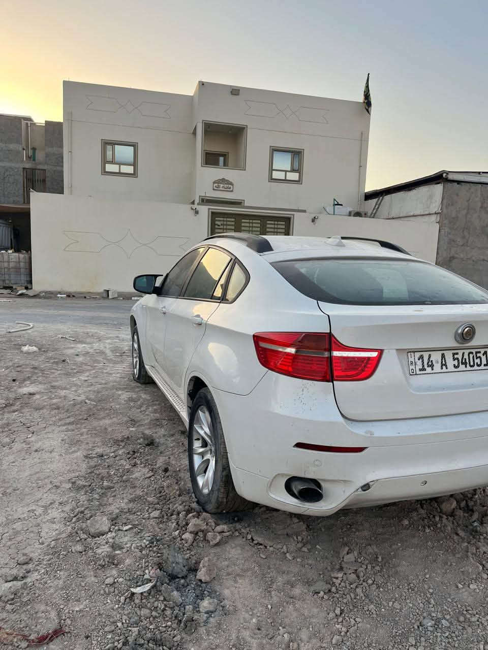 سلام عليكم  Bmw X6 مديل2012 مكفوله من ضربه وما صار فتره من صبغناها حزام جماليه بس سياره طفت وضلت يعني ابيع طافيه طافيه سعر ٨٠ رقم راعيه *********** بصرة بصرة ارجع وكرر سياره طافيه
