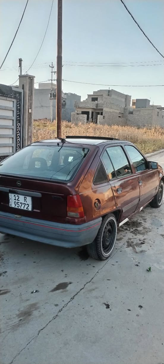 اوبل كاديت موديل 1991
سنوية 2029 تريد تحويل تريد وكالة
كابون بانزين بيها تبادل صبغ عام 
وايرمنية كلها شغالة طخم جديد مكينة مابيها شي استيرن بور
سعرة 25$
***********
