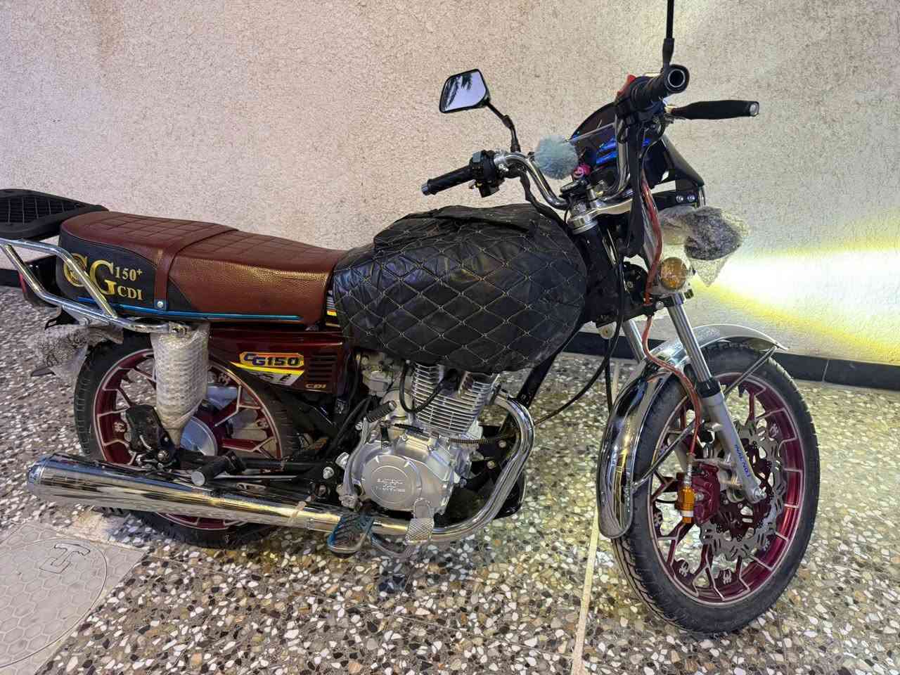 سيفان 2025 مكاني بغداد راشديه 4 بصمات
رقم ***********
سعره 850 وبيه مجال حك جيه صار شهر من منزله نضيفه جدا
