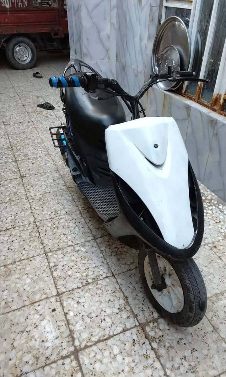 سلام عليكم عدله للبيع مزوده بوشه 55 بدون وراق دراجه هوان شرط دراجه كدام عينك ابعنه هيج مكاني العراضات هاذه رقمي ***********
