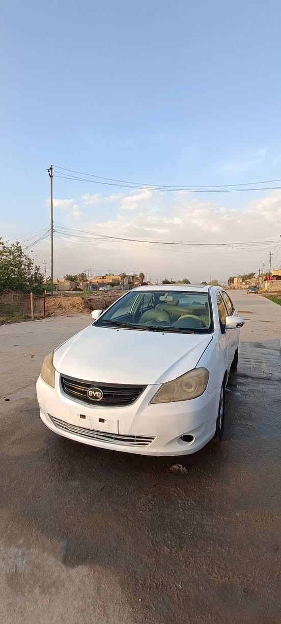 بي واي دي G3 مكينه وگير كورلا السياره متجايه مكينه وگير وحداديه جاهزات وتبريد شغال السياره مال جناي سنويه لل٢٩ وراعيها موجود يمي السعر ٣٣ وبيها مجال بسيط 
رقمي ***********
