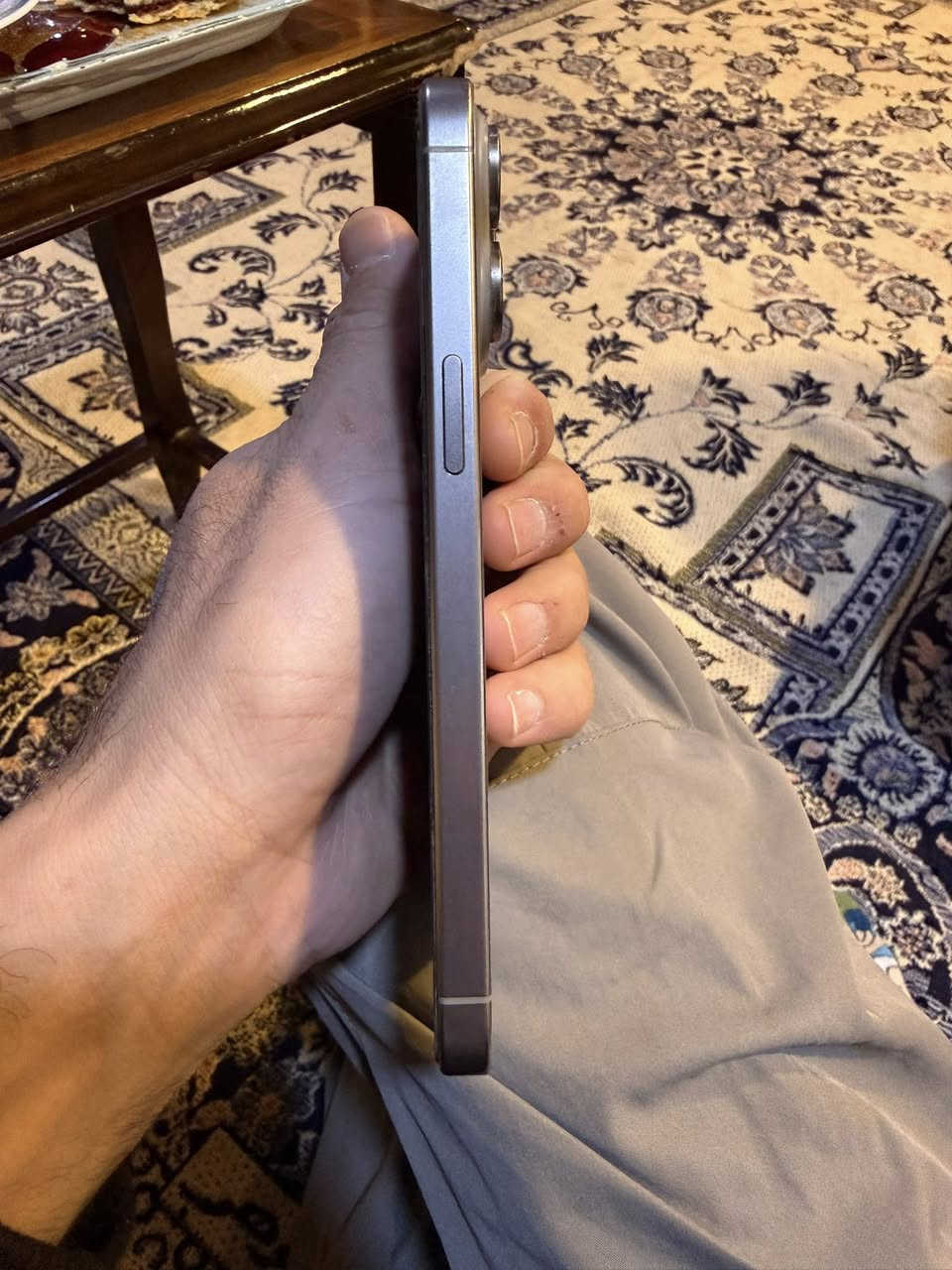 السلام عليكم أيفون 15 برو ماكس ذاكره 256بطاريه 89 شرق اوسط ماستر الجهاز آخو الجديد غراض كامله لون تيتانيوم السعر مليون مكاني بغداد الكرخ رقمي ***********
