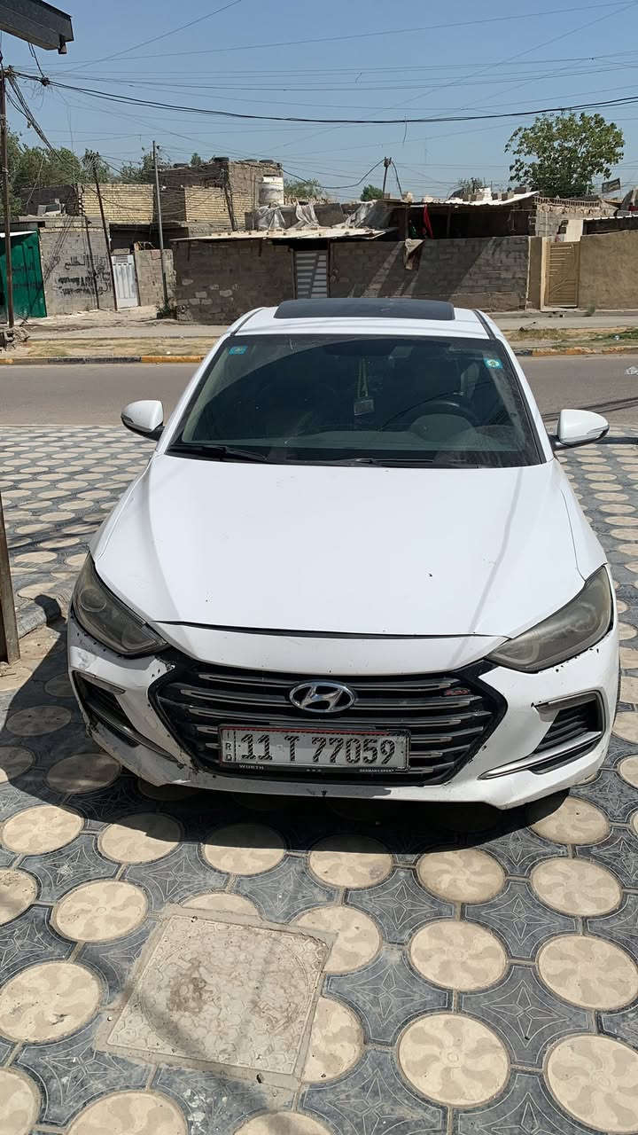 الانترا 2018خليجي سوبر
السيارة بيه جاملغ عكس السايق مبدل مال تفصيخ بدون صبغ 

ماشية 180الف 

كير مكينة مكفولات 

يحتاجله دعامية امامية لان هاي مالته البلادية وتعبانة 

داخل جلد 

وياه الويل مالته الاصلي ٤ويالة حجم 17

رايده 150وبيه مجال للشراي

***********
