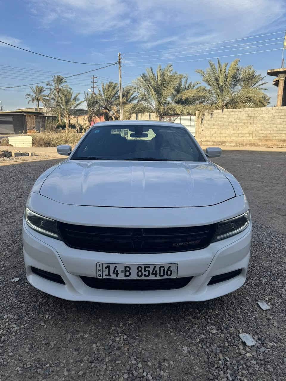 سلام عليكم للبيع دوج جارجر 2022 اصل رقم بصره بسمنه تحويل ثاني يوم السياره كفاله عامه من كلشي ماعدا البنيد مضروب وراجع نفسه بدون صبغ السياره جديده جدا وعلى وضع الشركه شرط كفاله من شخط والبارد ولصبغ ولتبديل ولفتح ماشيه 62mi سياره مواصفات sxt معروفه ماحاجه اذكرهن طخم تاير حداده باكيت تبريد تدفئه بوضع الوكاله سياره جاهزه الف ماتذب عليها عنوان السياره البصره قضاء القرنه السعر 260//  وبيها مجال لشراي للاستفسار ***********
