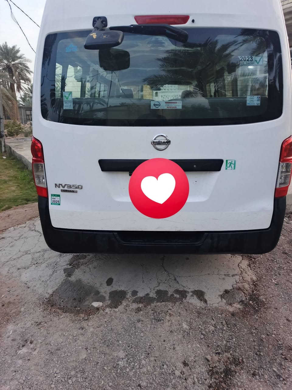 نيسان ١٤ للبيع بيه صبغ قليل رقم بغداد باسمي انكليزي ميكانيك مكفول تخم تاير ١٨٠ وفيها مجال مكاني بابل الحصوه للاستفسار اتصل ع رقم مكلف بنشر ***********
