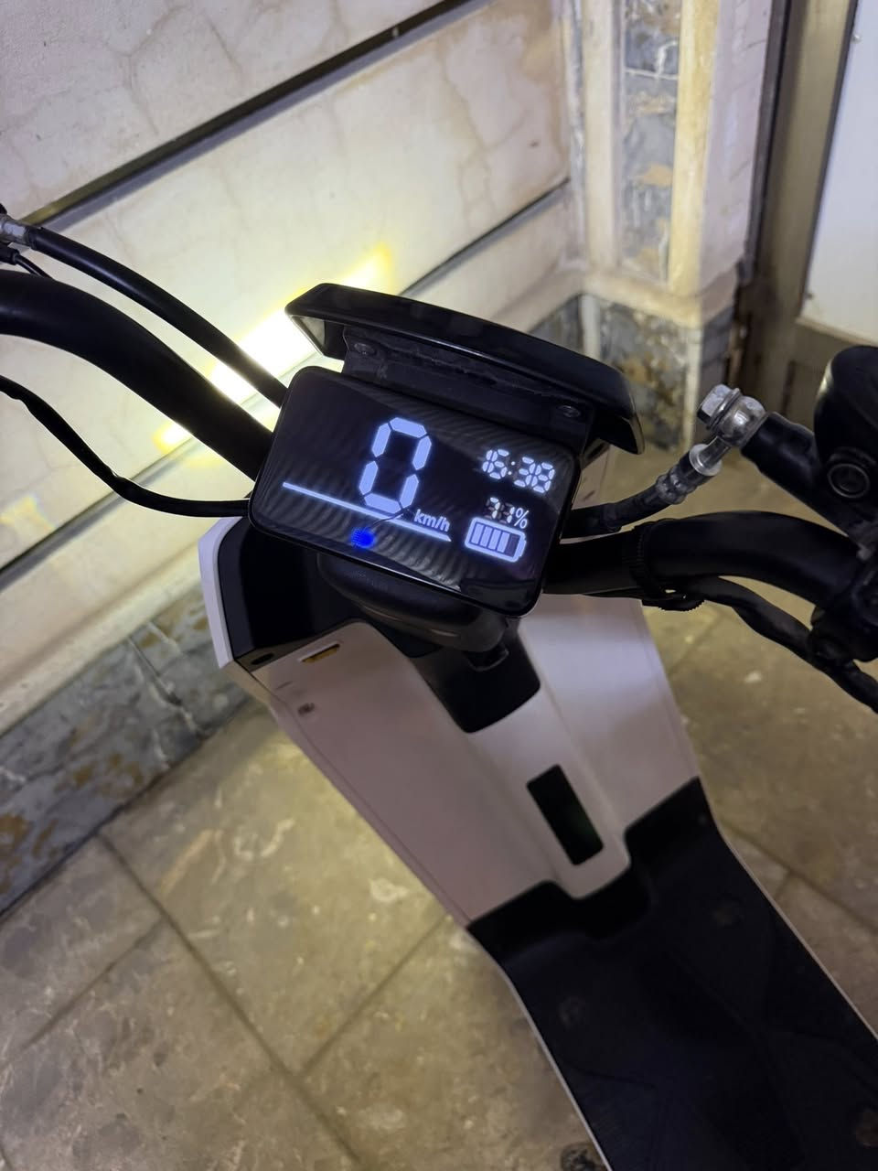 السلام عليكم ورحمه الله وبركاتو
دراجه شحن ماركه هوندا  ✅

بطاريه ليثيوم 

دراجه نضيفه شوفه عينك 

ويجي وياها مقعد خلفي وبي جنطه 

مع كامل ملحقاتها 
سعرها 900 وبيها مجال 
للاستفسار :***********
