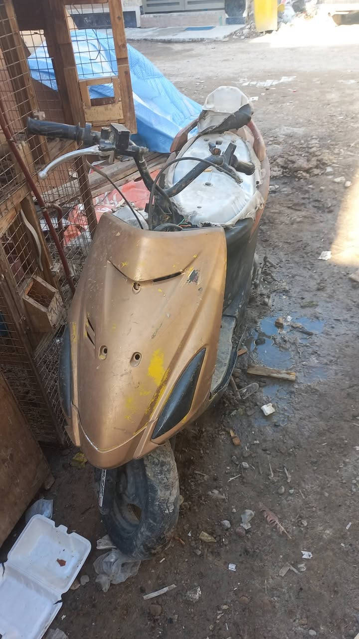 السلام عليكم للبيع دراجة ادرس صيني متروكة ابيع كوم حديد نقوصاتهة مثل ماتشوف - محرك شغال امانه الله
***********
راسدهة 200
