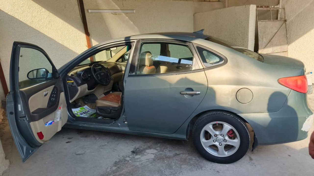 السياره بيها لغد
رقم مميز
٢٠١٠
مكينه٢٠٠٠

المكان التاجي أبو عضام

السعر ٨١ورقه 

***********
