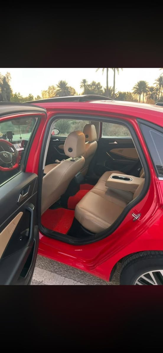 السلام عليكم
جيتا  فواكس واكن 2019 

 سابقاً مكفوله كفاله عامه  

قبل سبوعين شخطه  ابو ستوته الصوره داخل المنشور 

السياره فول موصفات 

🔹فتحت سقف 

🔹رادار امامي خلفي 

🔹كشنات جلد

🔹بصمه

🔹مكينه 1400 تيربو 

🔹ماشيه 97

🔹شاشه جبيره

🔹تحكم استيرن 

🔹حداديه جاهزه 

🔹كير مكينه مكفول

🔹السياره رقم بغداد 

🛑السياره مكانه بابل /المسيب 

📞/‭0774 623 4147‬

— في ‏‏المسيب‏‏. السعر141 وبيه مجال
