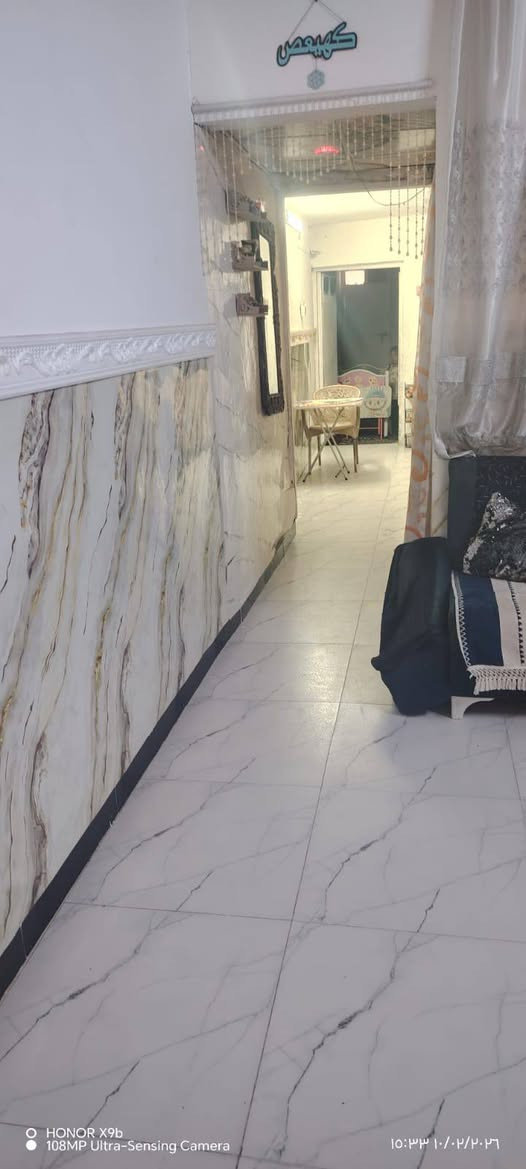 سلام عليكم بيت بل تجاوز للبيع بيت بي غرفتين نوم وصاله ومطبخ بيت نضيف عنوانه ابو دشير  الضغط قرب حسينه عبد زهره الكعبي لتواصل على رقم ***********
