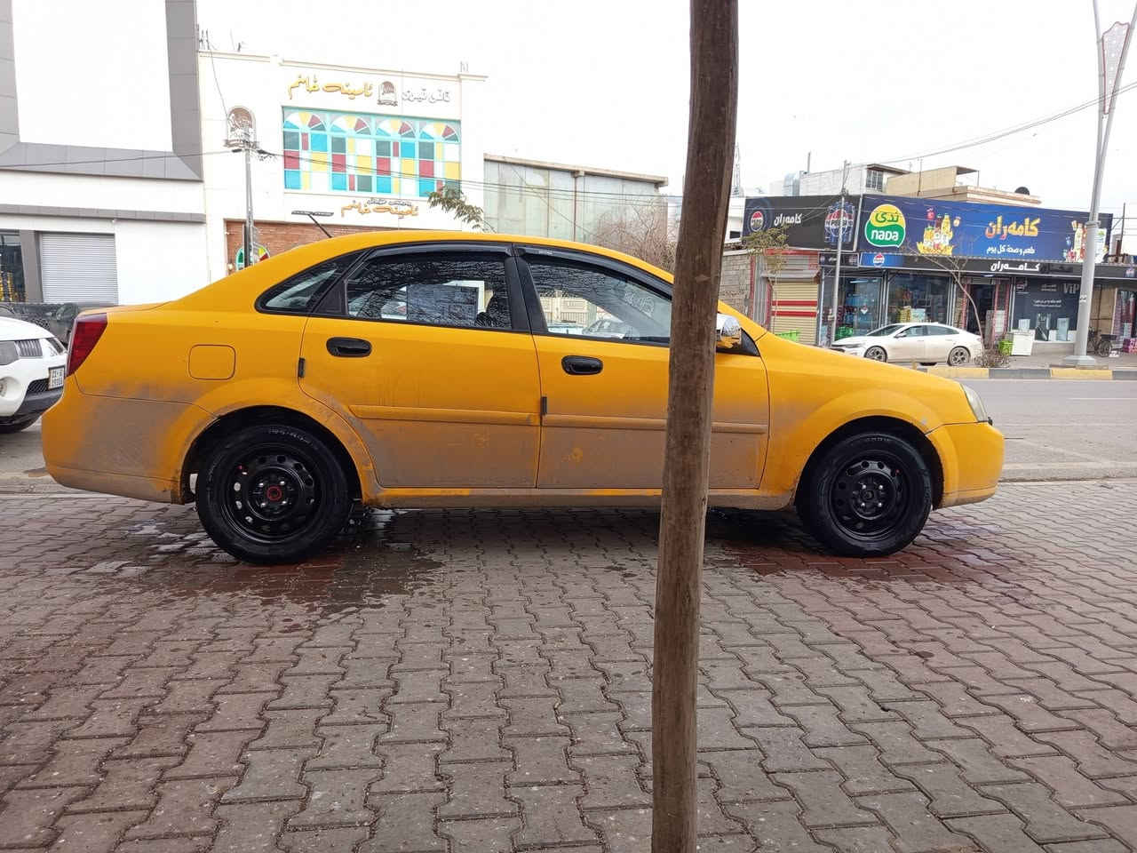 اوبترا تكسي رقم كركوك سنويه منتهي 2020 كل بشرط كير محرك جديد تبريد ثلج ضربه مابي فقط جاملغ مبدل 
 كركوك رحيماوه 
السعر 52 اشويه مجال***********. ***********
