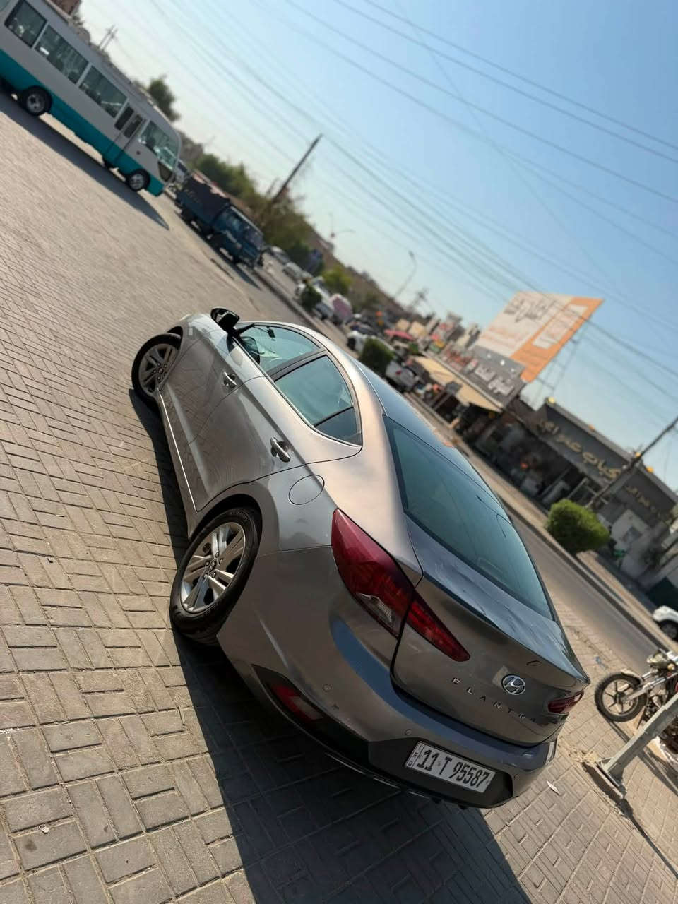 النترا 2019  كير ATبلادي
كلش نظيفه وجديده وماشيه 63 حقيقي
وكلشي بيها جديد 
حتى زرع عدسات 400 الف 
مابيها اي نقص بس الصندوك وعندي واحد جديد وياها تاخذه 
السعر 124
بغداد دوره  فلكة ابو دشير 
***********
