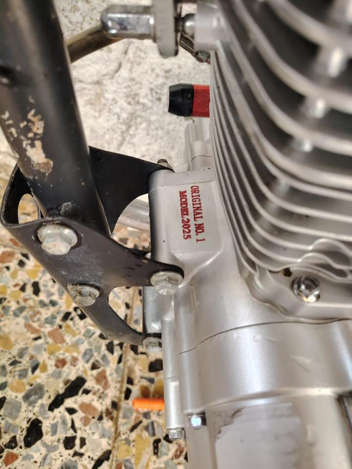 سلام عليكم ورحمة من رخصت الادمن دراجه  البيع موديل 2025 مكينهاا مكفواله ماممدود عليهاا سبانها كلشي شغال بيهاا اي نقص ماكو شلعه ومعدل ومكينهاا 200سيسي صاروخ مكان بغداد قريب عله شعب السعر 800وبيها مجال بصيط لي تعجبه يتفضل ***********
