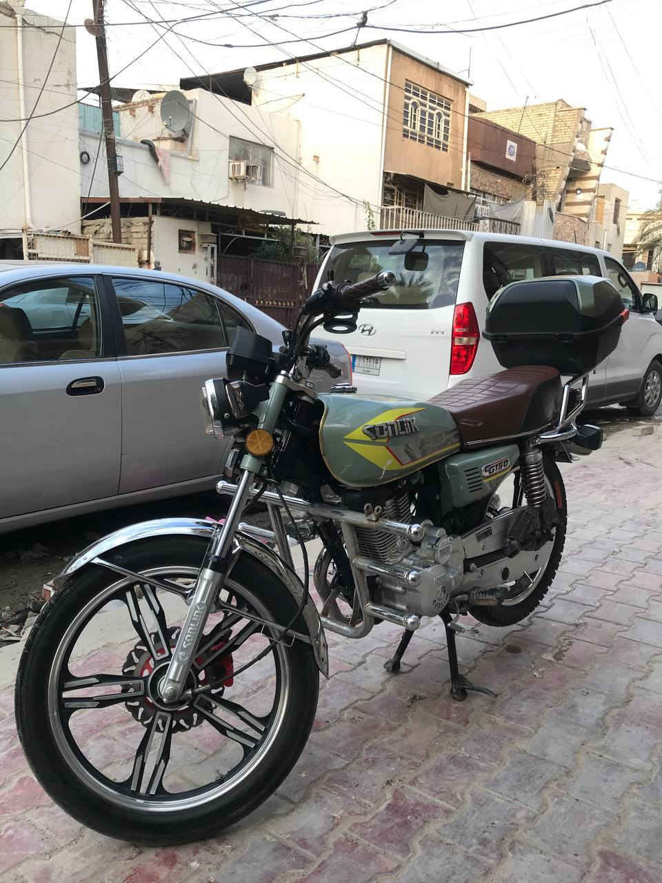 سلام عليكم
دراجه ايراني طك كارتون جديده 2023 سونك الاصلي 

دراجه مختمه من طول لطول 

دراجه كامله كهربائيات كله شغاله

تخم تايرات امامي خلفي جديد الله شاهد نوعيه راقيه شادله 

دراجه مال بيت ما مشتغله دلفري الله شاهد

الدهن الي اديره ام زويل 15 ويورل الهولندي 

جديده بمعنه الكلمه شلعه ومعدل اذا غير هذا 

الكلام لتاخذه 

رون كهربائي اشاير لد 

بكلايت خلفي لد مع رون 

ماصده امامي لد لايت يخبل مالته 

رقم الهاتف *********** 

المكان بغداد الكريعات
