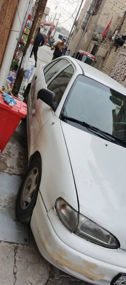 السلام عليكم للبيع هونداي اكسنت مديل 1996 كير عادي كهربائيات شغاله رقم ديالى بأسمنه شرط التحويل كير محرك مكفولات سنتر لوك باتري جديد كلج جديد  جام امامي كهرباء شغال مسجل بلوتوث مكاني بغداد سعرها 27 وبيها مجال رقم الهاتف ***********
