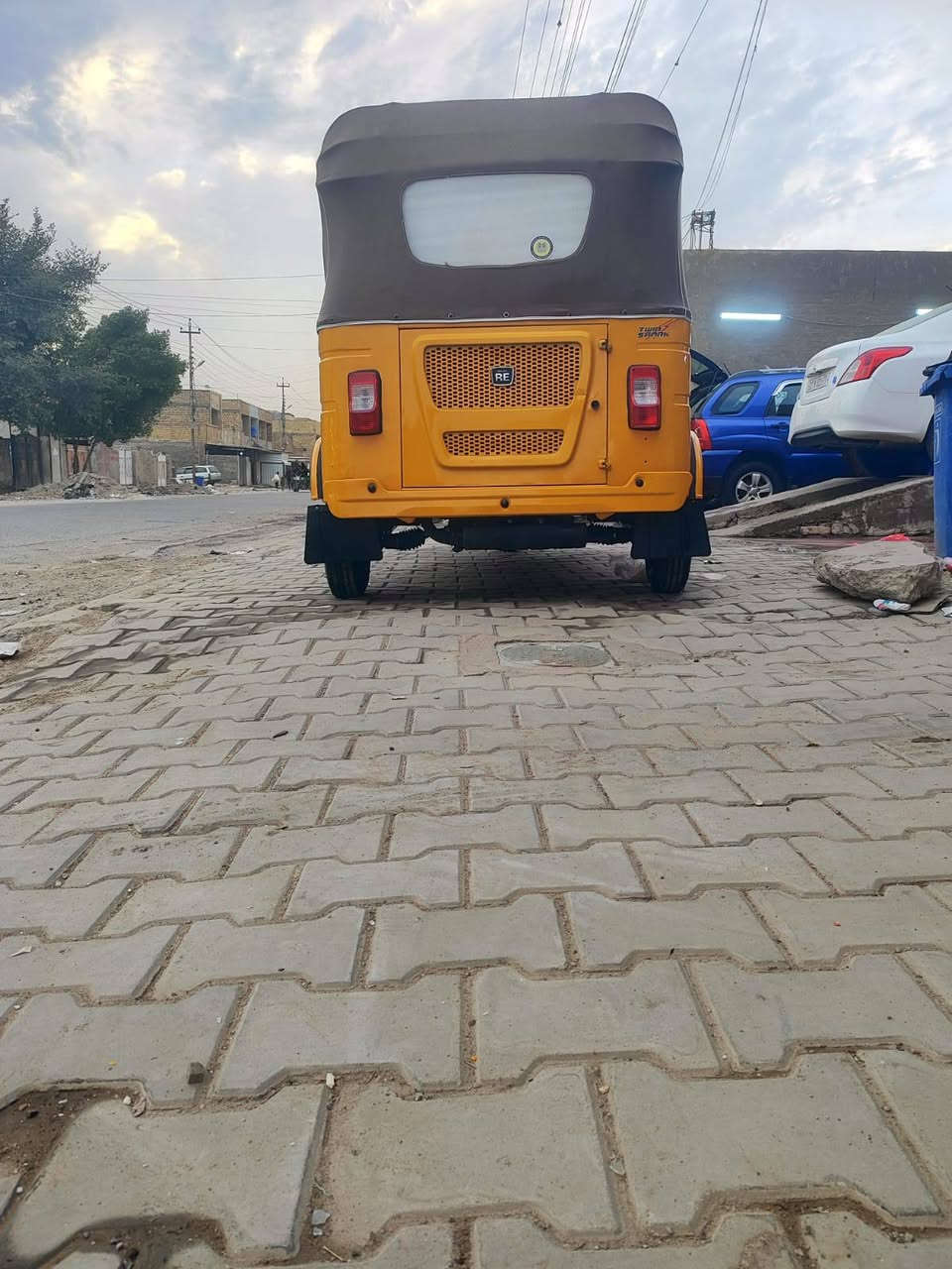 تكتك 22.
رقم وسنويه ثاني يوم تحويل 
مكفوله بس دوم جماليه 
سعر 8800
للاستفسار ***********
