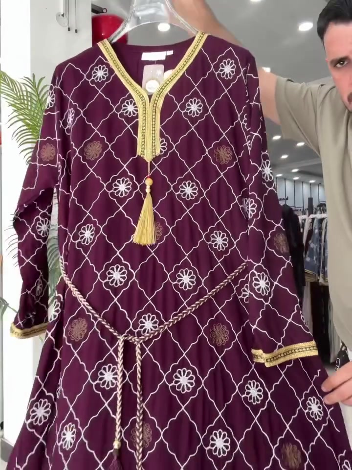 اللهم صلِّ على محمد وآل محمد 🌺
دراعه كشمير نسائي تطريز مغربي 
2XL. 3XL. 4XL 5XL. القياسات 
القالب راهي والقطعه كلوش
السعر. 15
@إشارة


**إذا كنت صاحب هذا الإعلان وتريد حذفه لأي سبب، رجاءا أرسل رسالة إلى الدعم الفني**