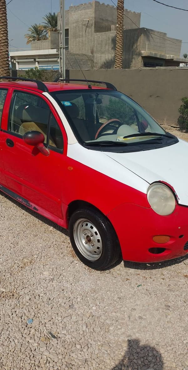 السلام عليكم
سياره كيو كيو للبيع موديل 2012رقم بغداد الماني  باسمي سنويه لل 27مكينه 4سلندر نظيفه جدا والكير اوتماتيك نظيف ايضا الكهربائيات كلها  شغاله تايرات نظيفه بيها صبغات اللون احمر  مكاني بابل السعر 28وبي مجال ***********
