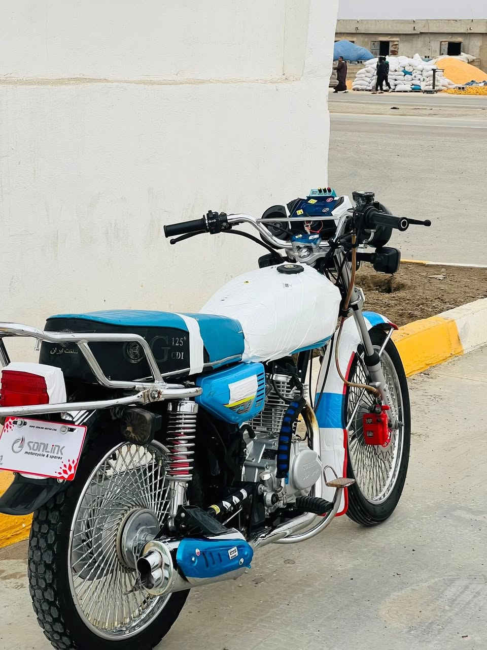 سونلك 2024 عل بلاد برغي ممفتوح بيها بلادي بلادي نضافتها كدام عينك شلعه ومعدل فول مكينه خرسه كهربائيات كلها شغاله 
675 وبي مجال مكاني تكريت الاربعين 
***********
اتصل ودلل
ملاحضه ميعجبك المنشور اطلع كبل
