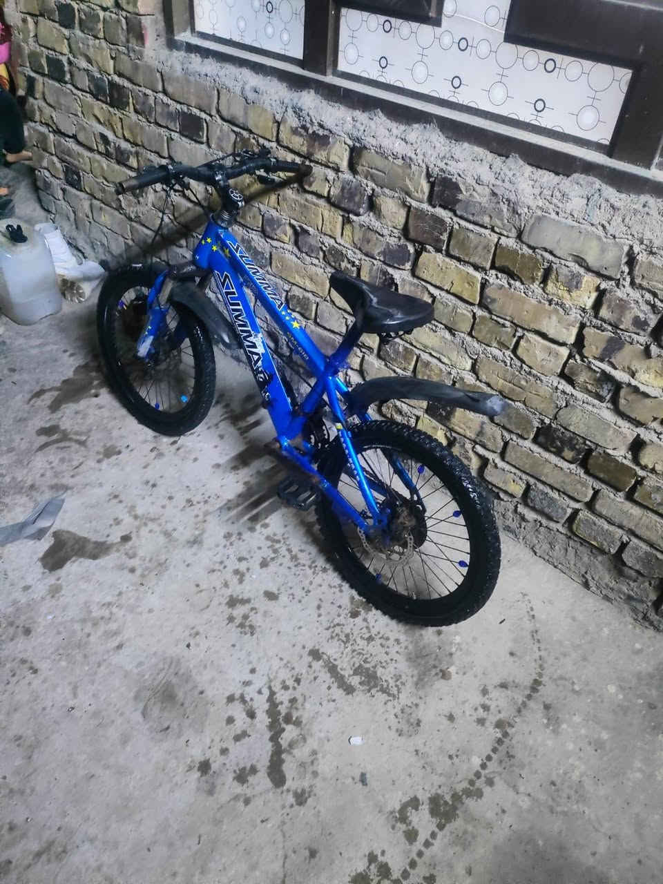 باسكل للبيع نضيف كلش بس صچم للماشم مثل ما واضح بل صوره مكينه جديده تايرات جدد دبلات جدد حجم 20 سعر 40 مكاني بابل كفل قرب مطعم الكرار  للاستفسار ***********
