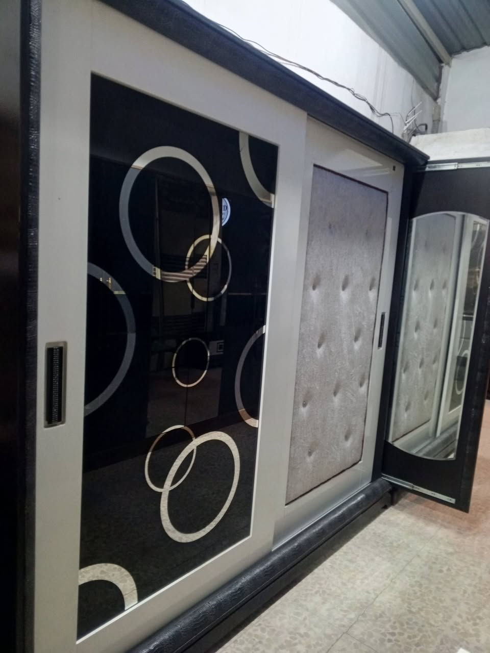 غرفة نوم تركي ماركة مستخدمة تتكون من 8 قطع نظافة 95%100 ...
عنوان المعرض.   
معرض الحياة ..موصل سايدين القادسية الثانية مجاور مجمع الضمان الطبي او شركة أسيد للاتصال او الاستفسار ***********
***********
يتوفر واتساب الشد والنقل مجاني داخل الموصل وضواحيها
