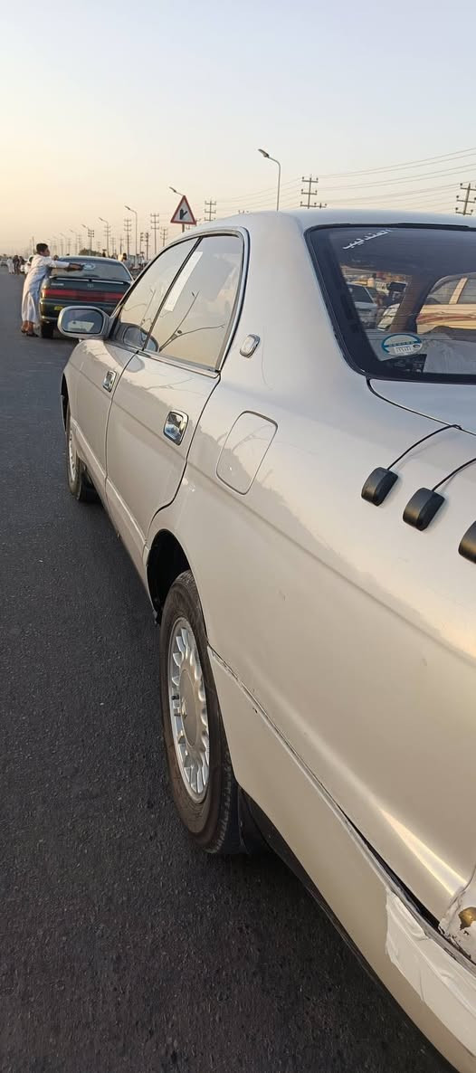 سلام عليكم
كراون بطه مسجله 2000
رقم بصره انكليزي بسمي تحويل مباشر 
السياره كفاله كص ونقل وصبغ ماعده الجاملق الايسر الكدام صبق بس الباقي كفاله كرهبائيات كله شغاله 
تحكم مري جانبي كرهبائي شغال 
تبريد تخم تاير حداده وكير المكينه بيه بدايت بكن بس بل تشغيله الصبح ثانيه وحده ويروح الصوت 
مكينه 2500ديلكو قبق ابيض 
دشبول بطاين اربع سماعات جدد
شاشه اربع بيبان والصندوك ريمون سنتر لوك تمشي 20تتغفل 
السعر 60 وبي مجال بصيط 
العنوان البصره المطيحه
رقم التليفون *********** 
اتصل وبخدمتك
