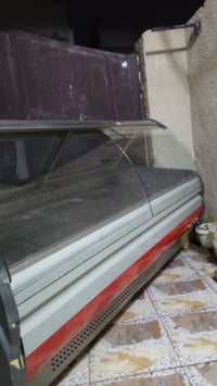 عارضات بيع • ٣م ونص • ٢م ونص