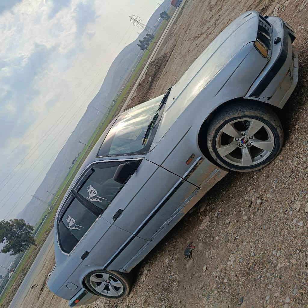 ‎بي ام 520 محرك فل كير محرك شرط جديد كهرباء جديد  معاها بانكه مرور اربيل
سعر 22 مجال رقم  ***********‎ أربيل, العراق
