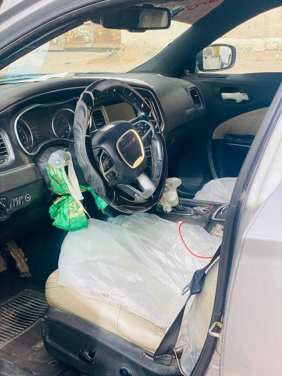سلام عليكم سياره جارجر موديل 16كفاله  كير مكينه تبريد تهم تاير حداديه تبديل جملق صالنصه رياضي  الاستفسار 
***********
