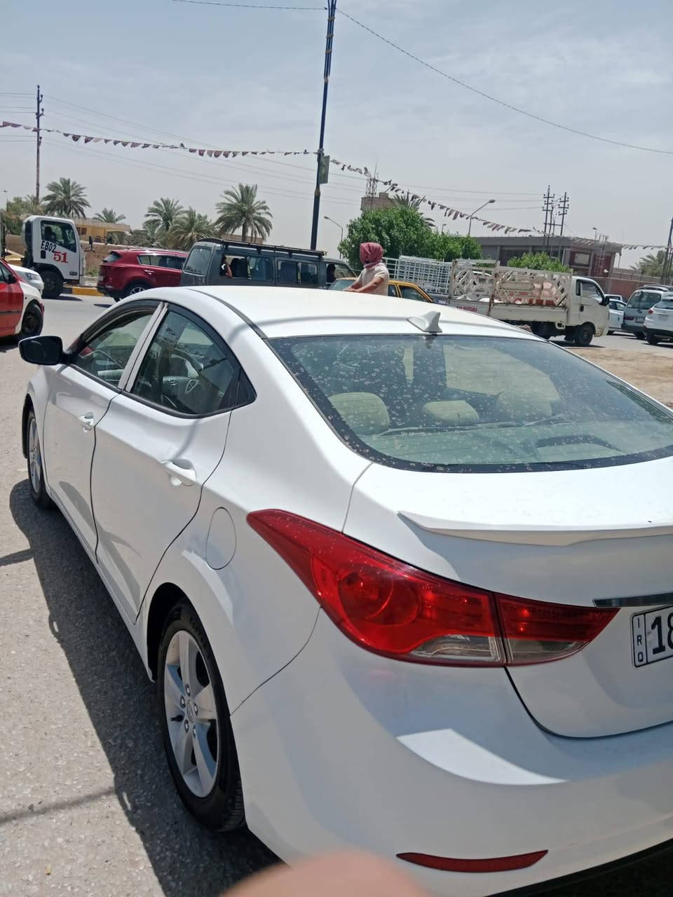 النترا موديل 2012 بيها اربع قطع بدون دواخل تبريد وحداديه جاهزه سعر 90 وبيها مجال رقم تليفون ***********
