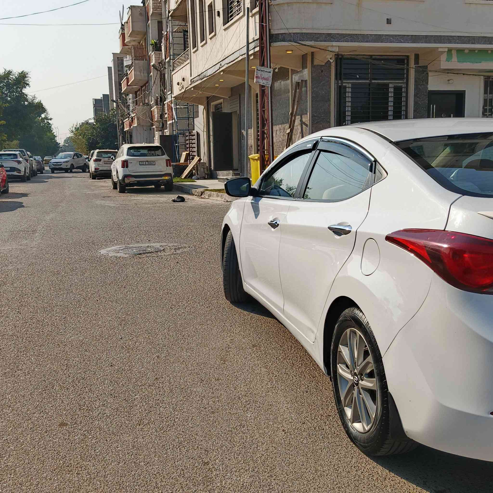 سلام عليكم
النتره خليجي موديل 2015 
رقم دولي بسمي تحويل مباشر 
مكينه 1800دوش 
مكينه وكير مكفولات  
سياره فول موصفات 
سونر مرفق بل منشور 
مكان بغداد الكاظميه 
سعر 105 وبيه مجال 
رقم ***********،
