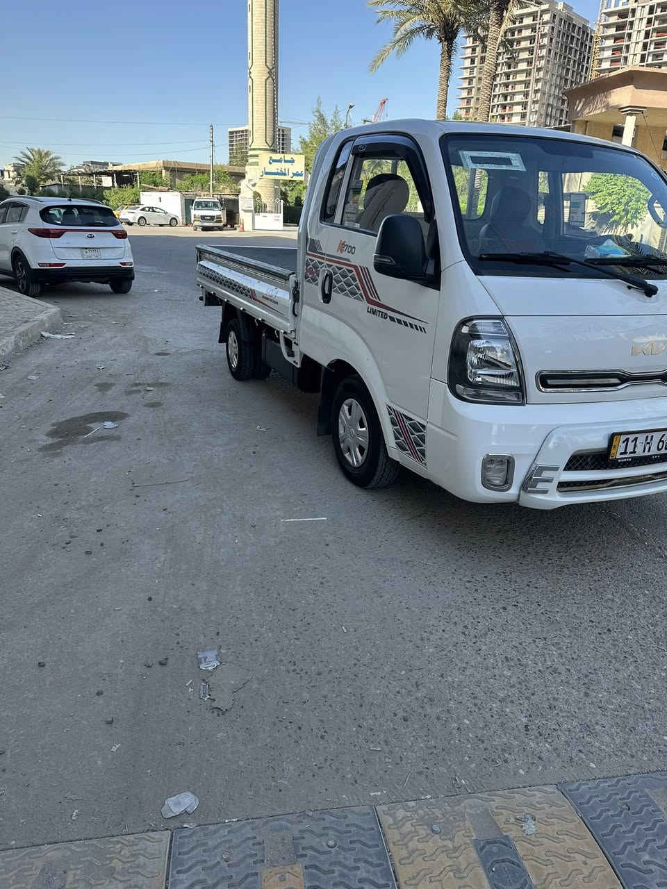 سلام عليكم كيه حمل لبيع  سياره جديده حيل ماشيه 115 ستعمال شخصي سعره 145وبيه مجال بسيط مكاني بغداد حي لعامل***********بي وتساب
