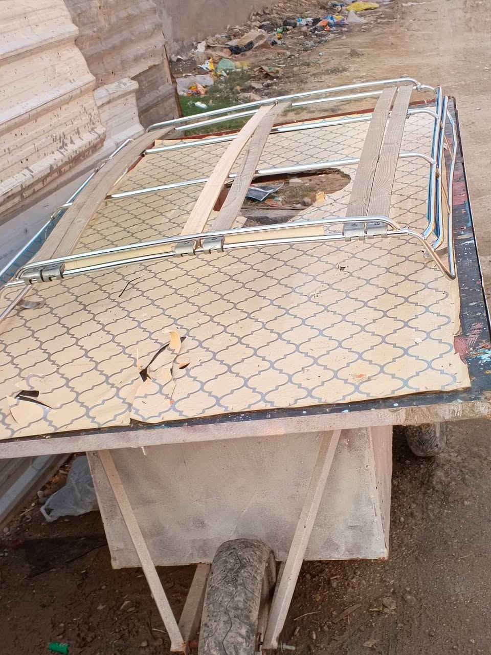 اللهم صلي على محمد وال محمد
سيبايه منسي  تفصال مظبوط نصبه تخبل جديده لك طك كارتون 
 وسعر ١٥٠ شراي يدلل 
والدور رخيص خل يروح لرخيص يشتري راسلني وتدلل مكاني بالزعفرانيه.  ***********
