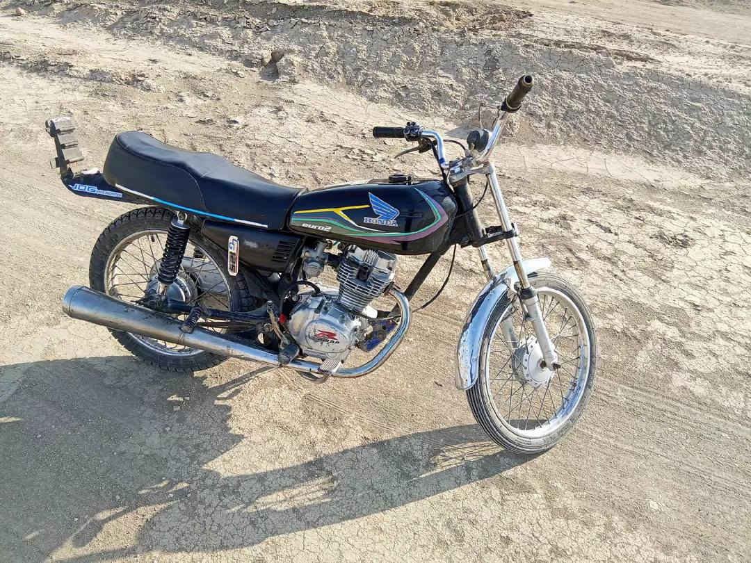 دراجه كلك تعميره ٢٥ مكان ناصريه مركز دراجه شلعه تخبل سعر٦٥٠ وبيه مجال شراي جي خاص ول مو شراي لا يراسل مراسله وتساب ***********
