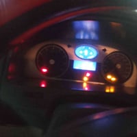 دشبول ام كراند موديل 13 كل يشتغل بس عداد الكيلو متر واكف سعره 40 الف ا...