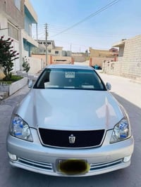 ٢٠٠٥ • قليل المصرف • جلد