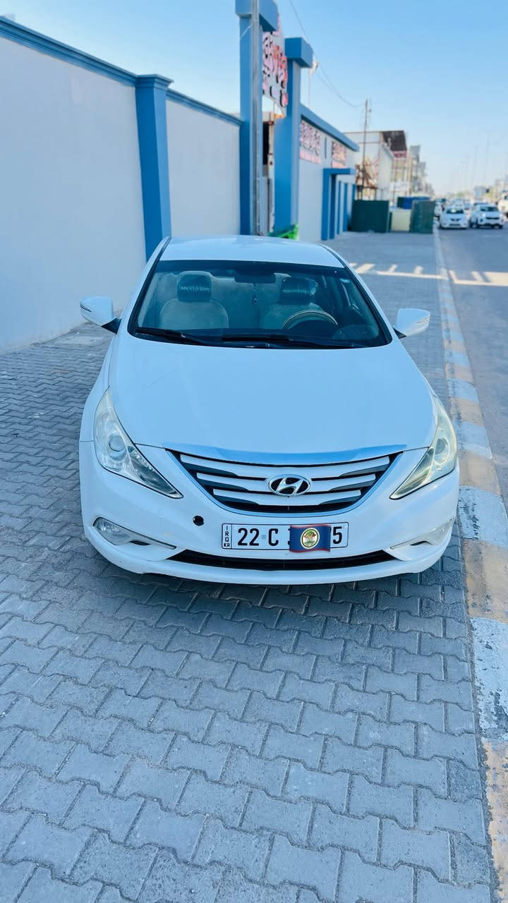 (( السعر 125 وبيه مجال بصيط))
للبيع سوناتا خليجي

موديل 2013 محرك 2400 دوش

فول مواصفات عدى البصمه 

كشنات كهرباء

تحكمات استيرن جهتين

كشنات تدفئ تبريد 

شفتات ستيرن

اشاير بل مري 

تبريد خلفي

شاشة

كامرة خلفية 

حساسات خلفية 

مري شفط

4 دسك 

داخل لونين 

تبريد قطعتين 

5 ويل كب كروم 

ماشيه 160

تبريد ثلج ❄️

رقم أربيل دولي تريد وكاله تريد تحويل سياره مكفولة كفالة عامة حتى من الشخط بيه بس بارد مكان صغير كلش كد شبر والباقي مكفول مكان نجف غير متواجد عل فيس الرقم ***********
