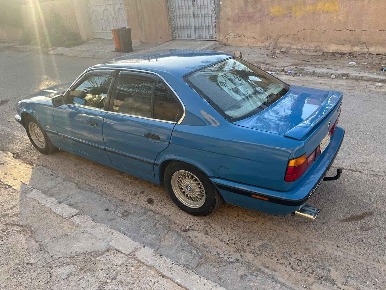 بي ام 
525 
موديل 91 
محرك مسكر عدل 
غرفة جلد حاوية 
محرك كير جدد 
صدر جديد 
تخم تاير جديد 
تبريد شغال 
كل كهربائيات شغالة
سعر 58 مكاني تكريت 
***********
