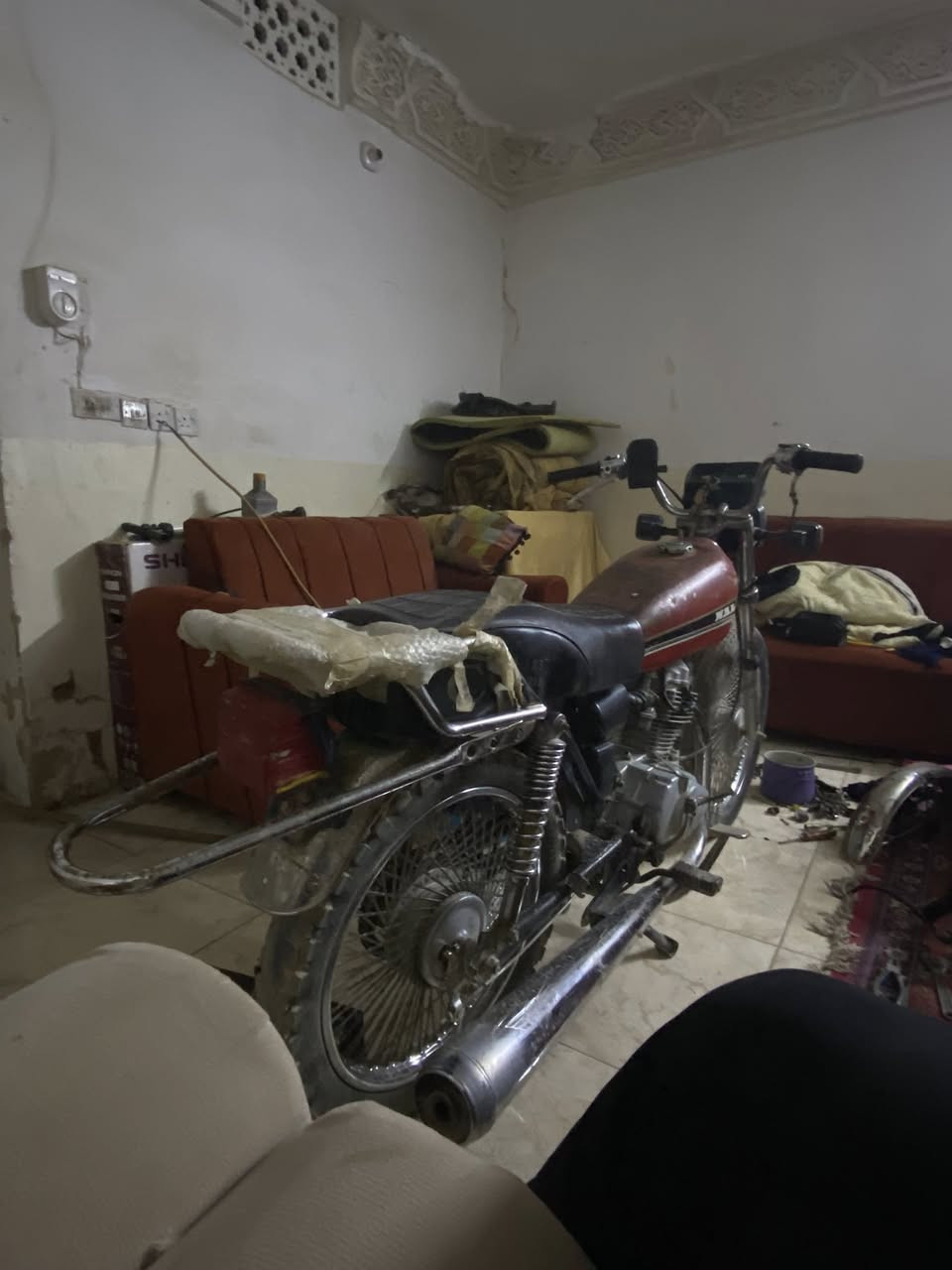 سلام عليكم دراجه للبيع نامه شلامجه موديل16
مانقصه شي مفتوحه  سعر 300و بي مجال او مراوس
حسب القناعه مكان تكريت رقم ***********
