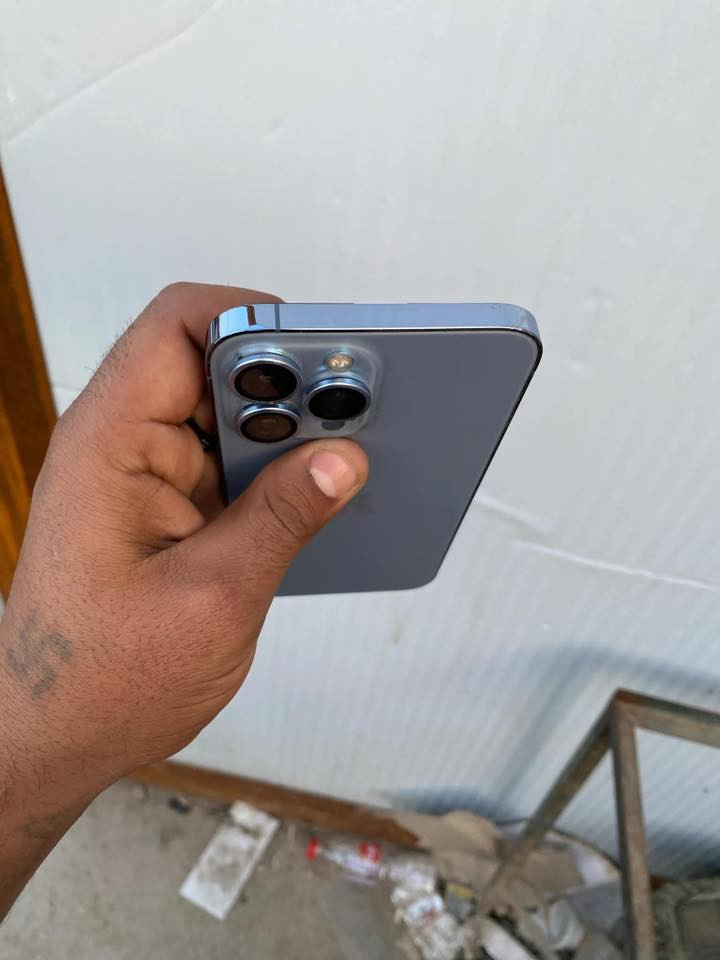 ايفون 13 برو ماكس ذاكرة 256 بطارية 83جهاز ما مفتوح كلش نضيف  شريحه وحده امريكي الشراي يجي

‭0780 164 8054‬
