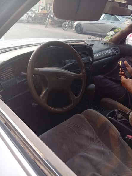 سنويه ل 2027 كفاله من الگص ونقل الجثه والضربه تبريد حداديه تمام گير ومكينه تمام بيها مكانات رش قليله 
هذا رقم راعي السيارة ***********
السعر 50 قفل
