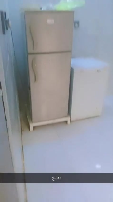 بيت للبيع زراعي مساحته 100 متر بسبل الأولى أول شارع على يمنه بيه غرفتين السعر 43وبيه مجال ***********
