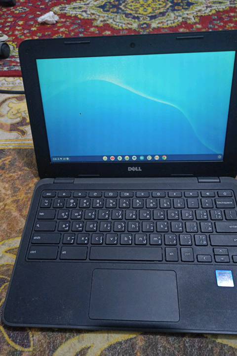 بغداد الشعله قرب مرطبات اعيونك 
ما هو الموديل المحدد للابتوب؟: 
لابتوب من شركة DEll
ما هي سعة التخزين المتاحة؟: 
سعه التخزين 4گيگه
كم هي مدة استخدام اللابتوب؟: 
6اشهر
هل هناك ضمان متبقي مع اللابتوب؟: 
لايوجد اي ضمان
أين يقع مكان البيع للمعاينة والاستلام؟: 
الشعله قرب مرطبات اعيونك 