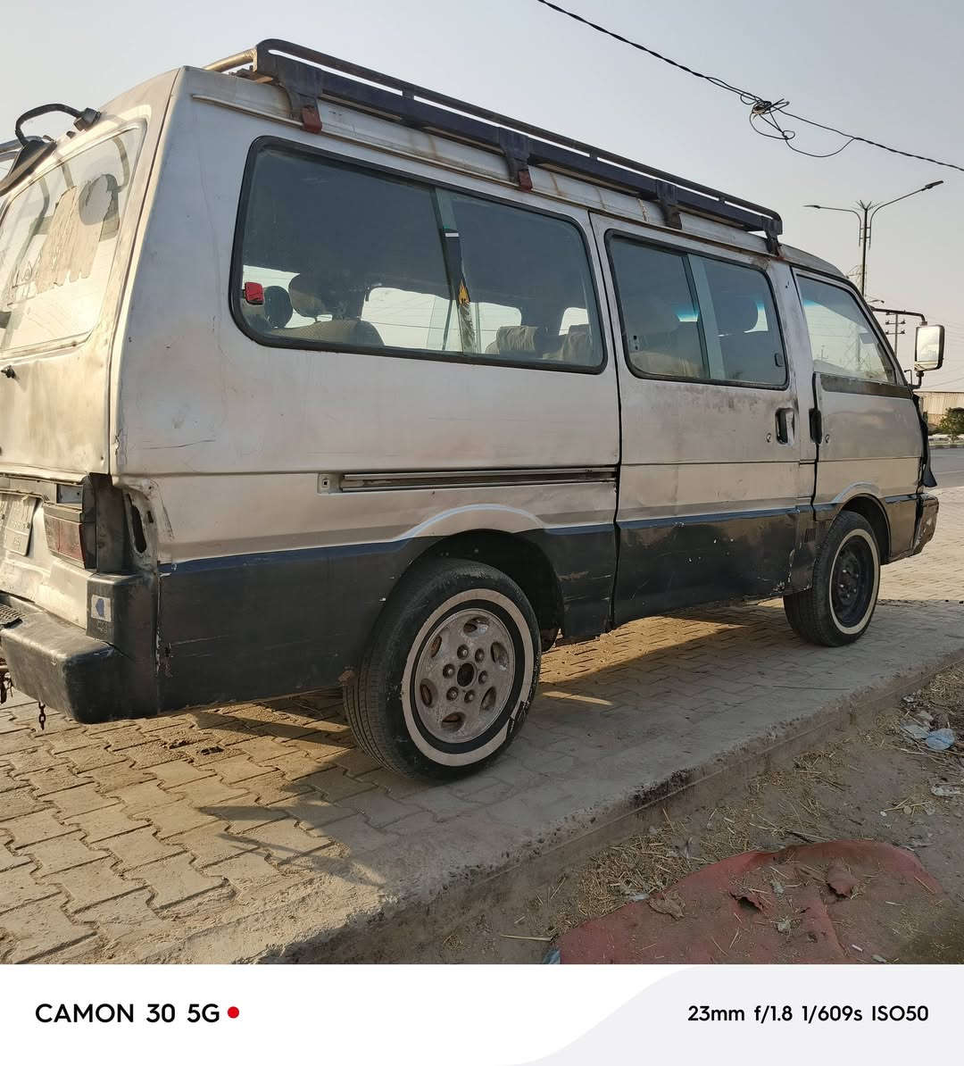 السلام عليكم كيا بستا مديل 94رقم بغداد  ألماني سنويه 28مكينه بيه بخار كلش بسيط كير أكسل مكفولات شواصي الاماميه مابيهن شي بس الخلفيات مصلحات عليه غرامه  ينزل من سعره 5ورقات مكان النجف السعر 28وبيه مجال ***********
