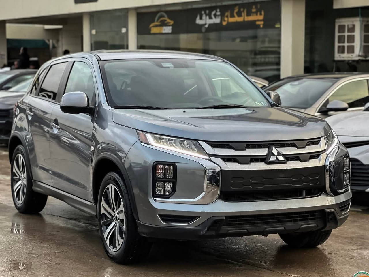 Outlander Sport 4*4
2024
‎مواسەفات se 
‎رادار
‎خەتی جادە
‎ئاوێنە رادار 
‎شاشە  
‎مەکینە ٢.٠ 
‎ده بل اكسل
‎دوو ده رگاى لاى سايه ق بوياخه بيش و بشتى كه پسه زور تازه يه و نوقسانى نيه
*********** السليمانية, العراق
