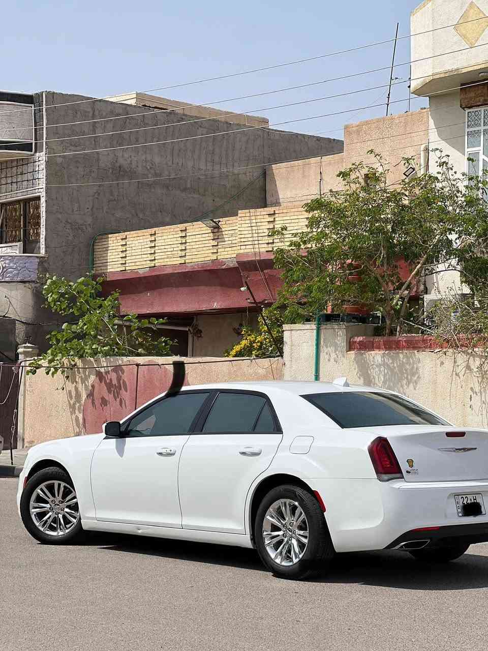 سلام عليكم وبامه موديل 2019 
كندي S مكفوله كفاله عامه
 داخل اسود تشغيل عن بعد 
كشنات كهرباء رقم دولي 
جديد لغايد 2031
مكان سياره بصره 
سعر 275
رقم ***********
