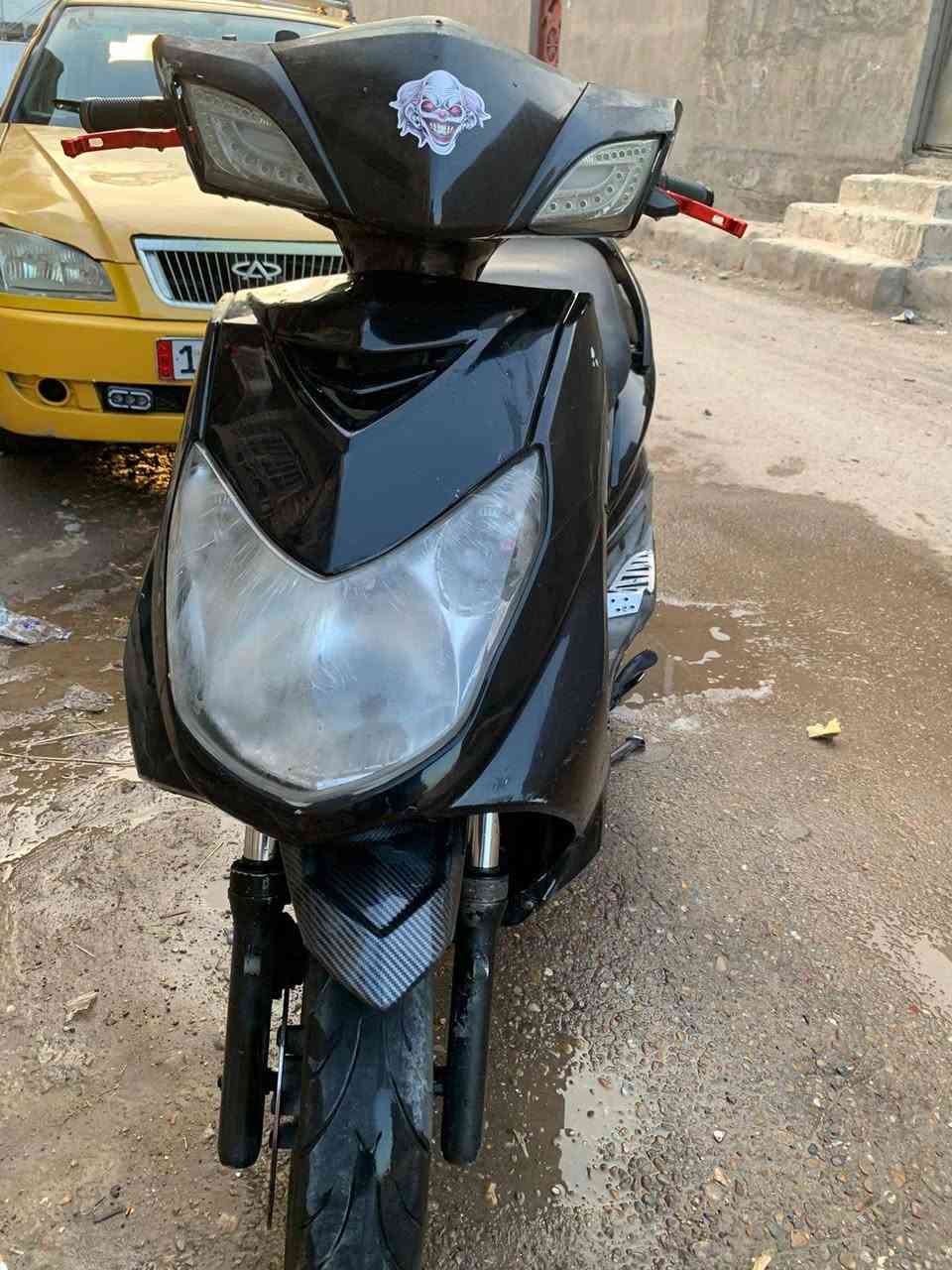 سلام عليكم دراجه سكنس فحل مجفته وكاله كلشي شغال سعر 450 وبيه مجال بسيط رقمي ***********

