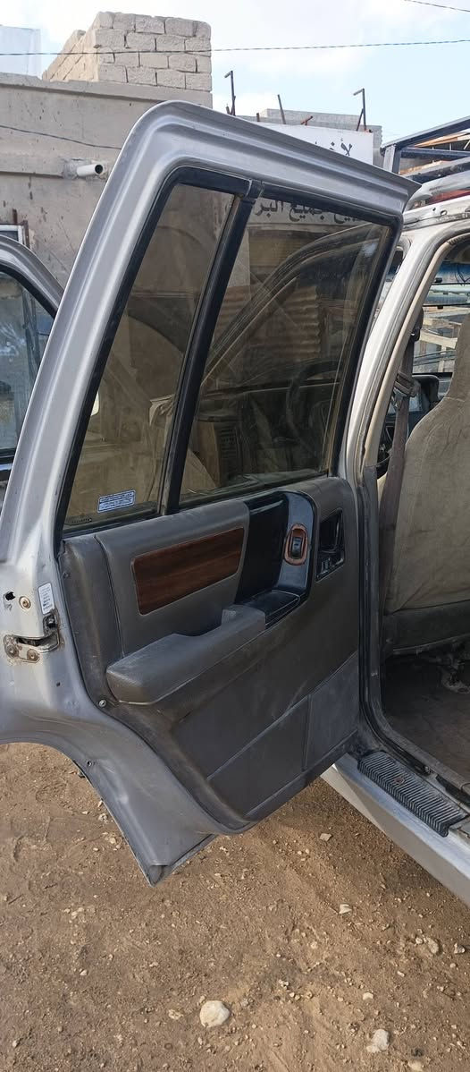 جيب شيروكي لبيع موديل 92
مكينه VVT سياره بسمي السعر 35 وبيهه مجال 
مكان السياره كربلاء المقدسة ***********
