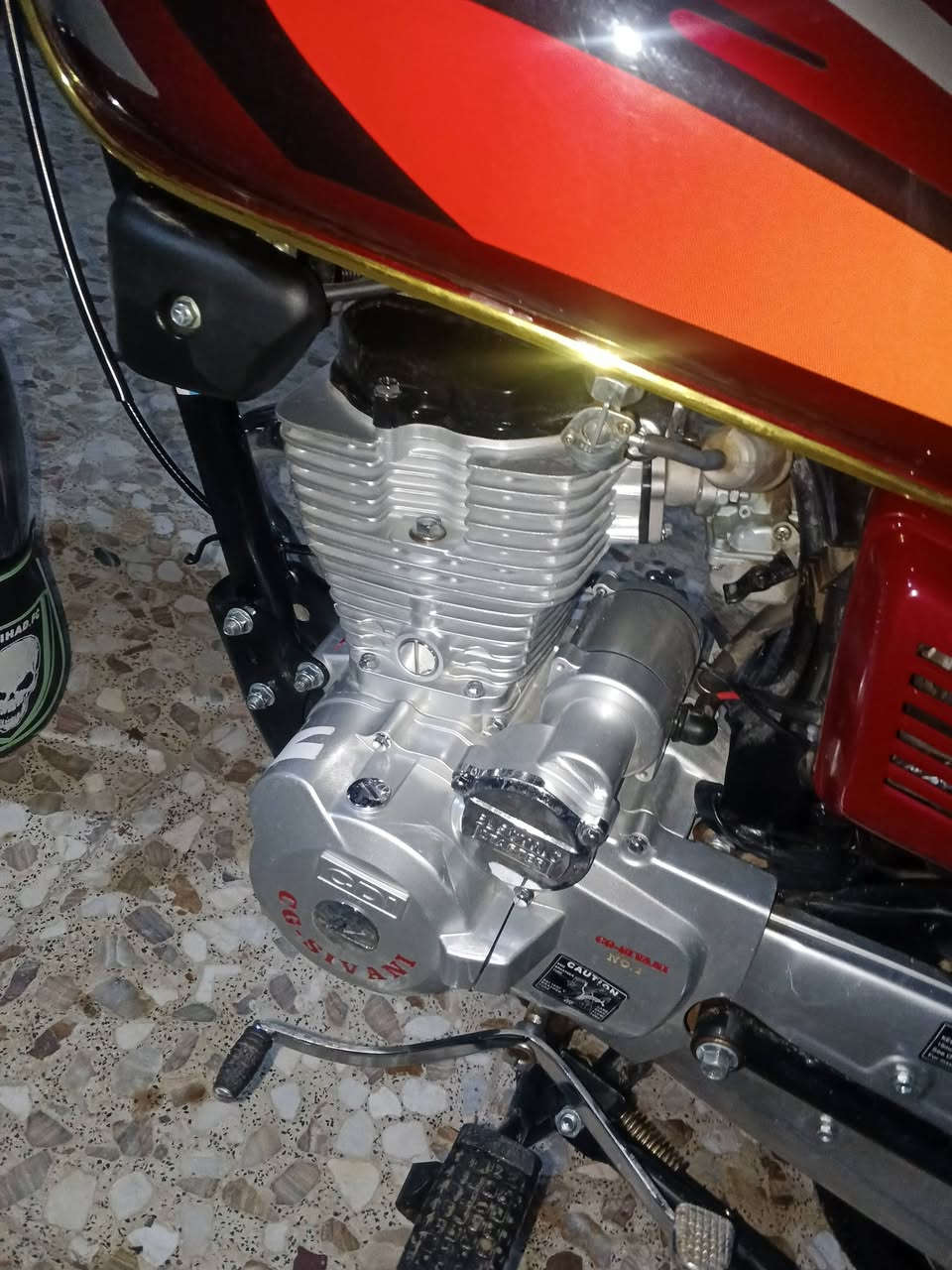 السلام عليكم دراجه سيفان موديل 25 اوراق اصولي دراجه مفوله دراجه مامتعوبه دراجه خير من الله هاذه رقمي سعره850وبيه مجال ***********شراي بيك خير وتدلل
