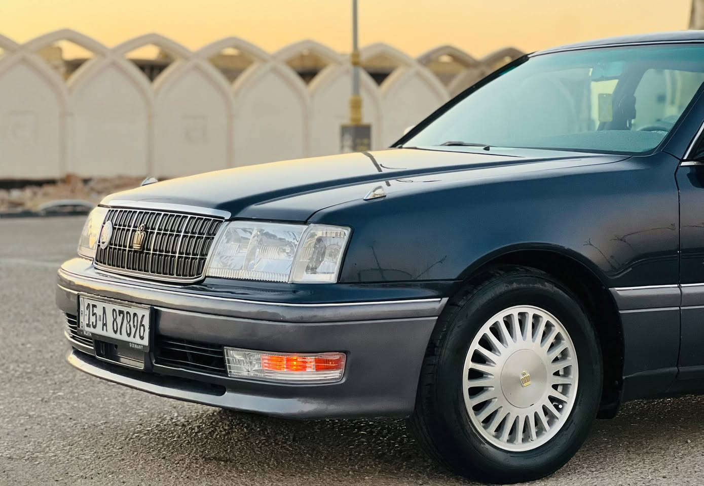 السلام عليكم
للبيع رأس الثور موديل 1999 
رقم أنبار دولي مشروع وطني 
مكفوله من الگصه ونقل الجثه والضربه والصبغ العام والعيب الشرعي. مكينه وگير وحداديه وتبريد وكهربائيات منضومه زنون 
السياره جاهزه من كلشي العنوان كربلاء السعر 89 وبيها شي قليل
للاستفسار.. ***********
